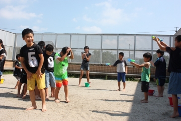 写真：大水遊び大会