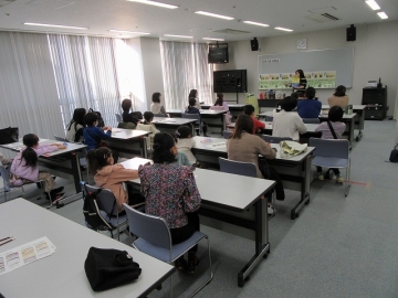 写真：１日図書館満喫体験