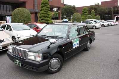 写真:名古屋近鉄タクシーの車両(セダンタイプ)