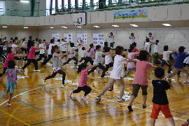 写真：5月31日「とびしまオリジナル体操」選定会1