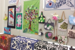 写真:ハワイアンキルト作品展示