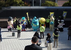 写真：不法投棄防止キャンペーンの様子1