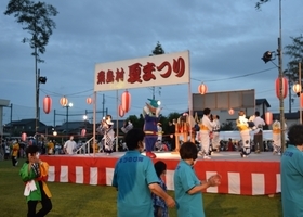 写真：夏まつりの様子1