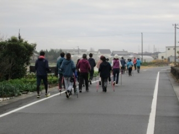 写真：歩歩歩クラブ　ノルディックウォーク5