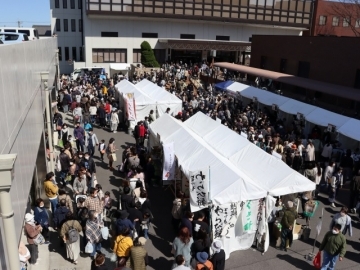 写真：とびしマルシェ6