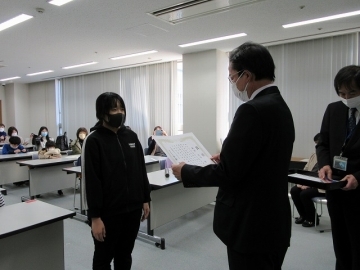 写真：1日図書館満喫体験3