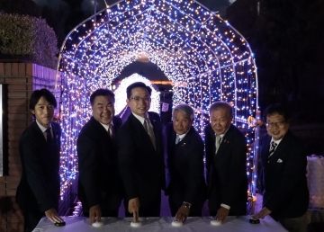 写真：イルミネーション「Tobishima Lights」3