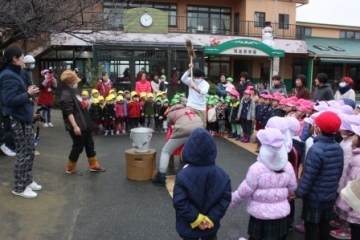 写真：もちつき（飛島保育園）3
