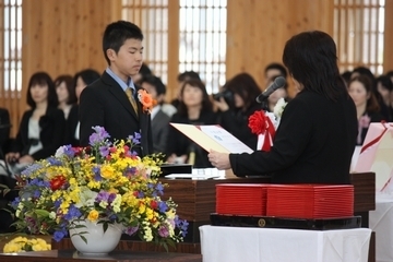 写真：飛島村立小中一貫教育校飛島学園飛島小学校卒業式4